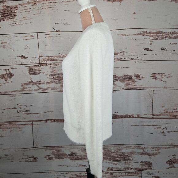 NWOT Bailey 44 Super Soft White Sweater Size Large - Picture 2 of 7
